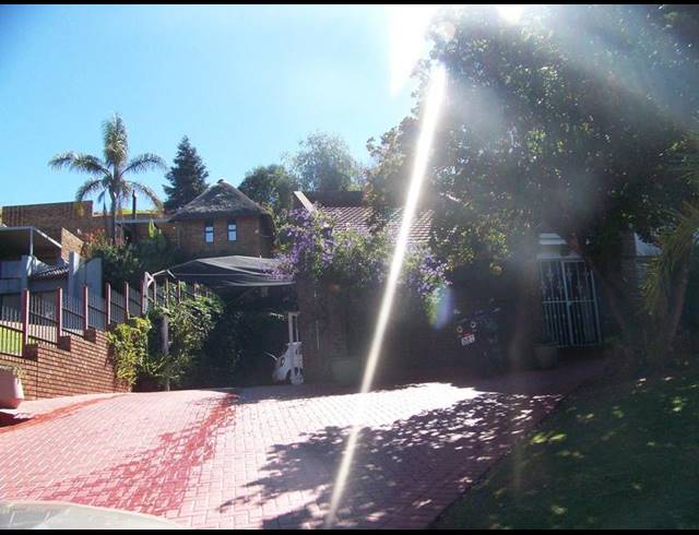 4 BEDROOM HOUSE FOR SALE IN GHOLFSIG